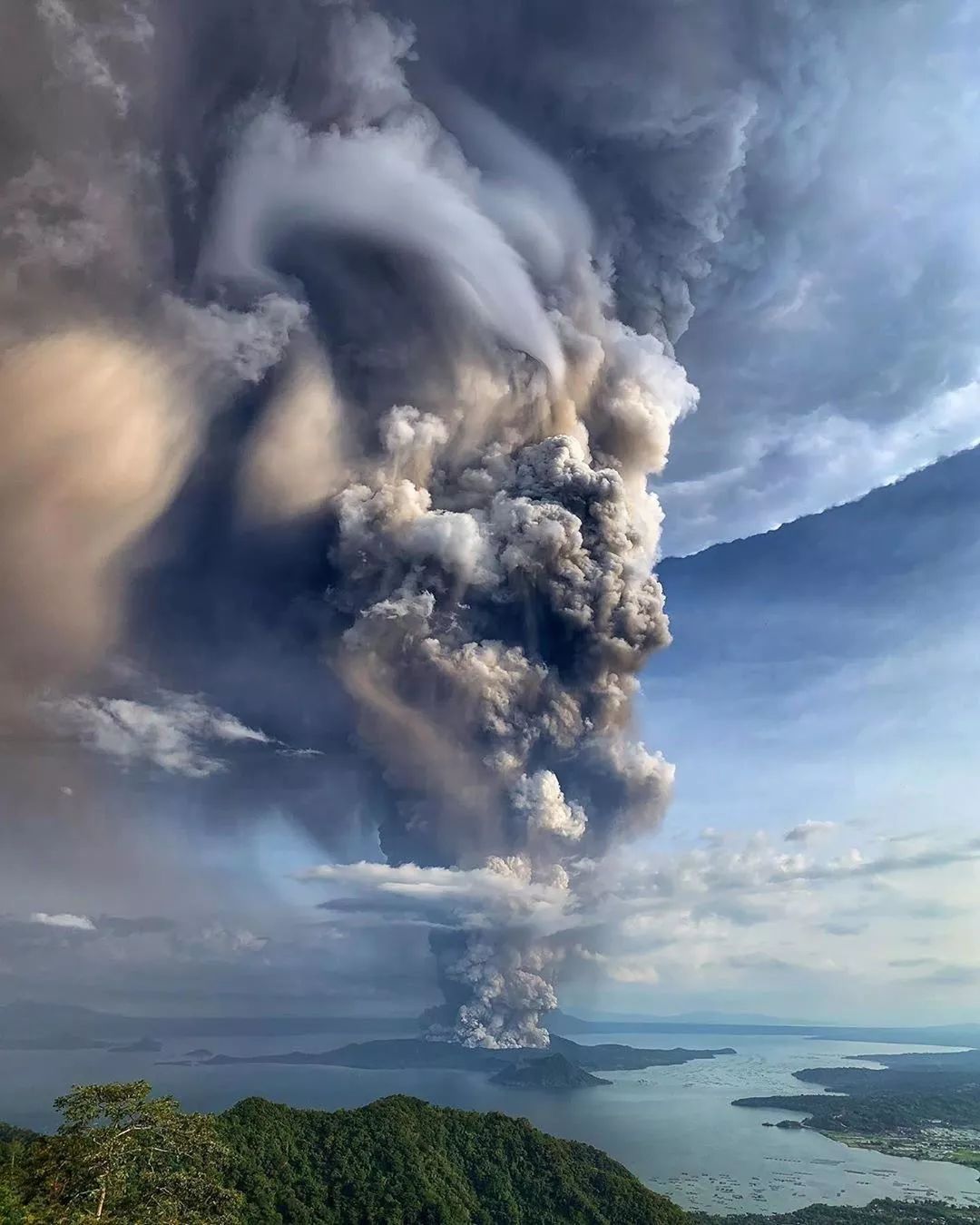 火山喷发, 离我们有多远?