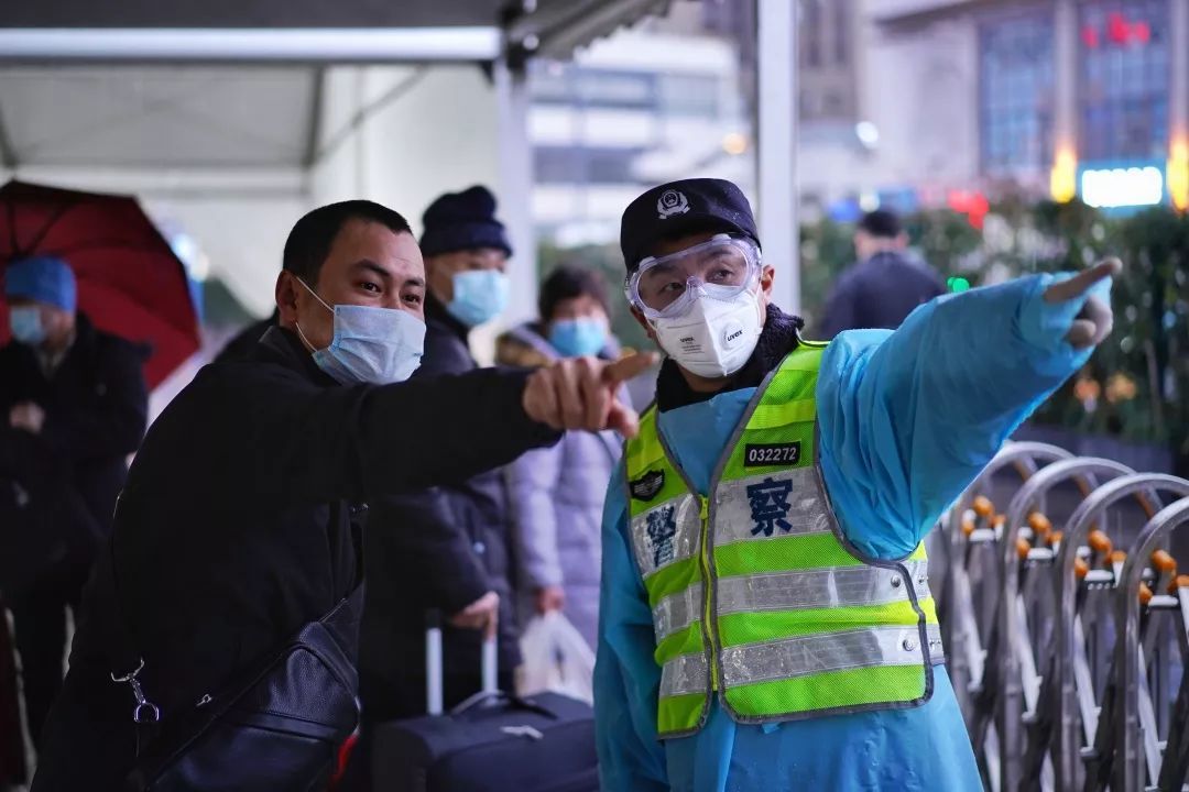 一起走进寒冬里的战疫前线!
