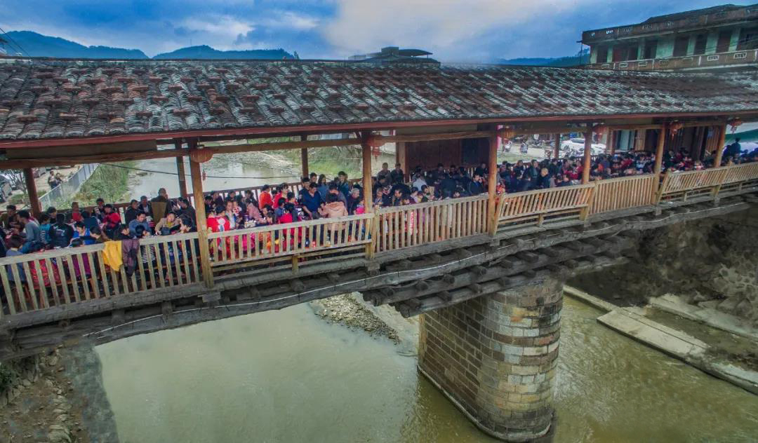 漳平市双洋古镇上溯几千年,历史久远,文化源长,古韵深厚,乡愁浓浓,是
