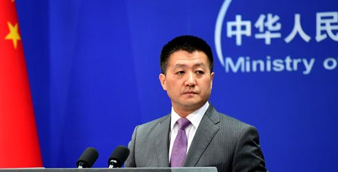 3月16日外交部发言人陆慷主持例行记者会.