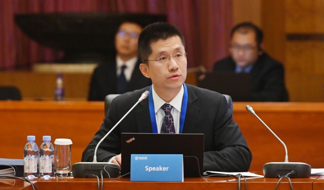清华经管学院副院长徐心教授做报告 清华经管学院副院长徐心教授做报告