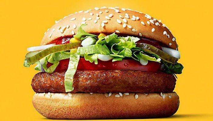 肯德基中国推出首款"素汉堡",看完价格网友吐槽:我还是吃肉吧