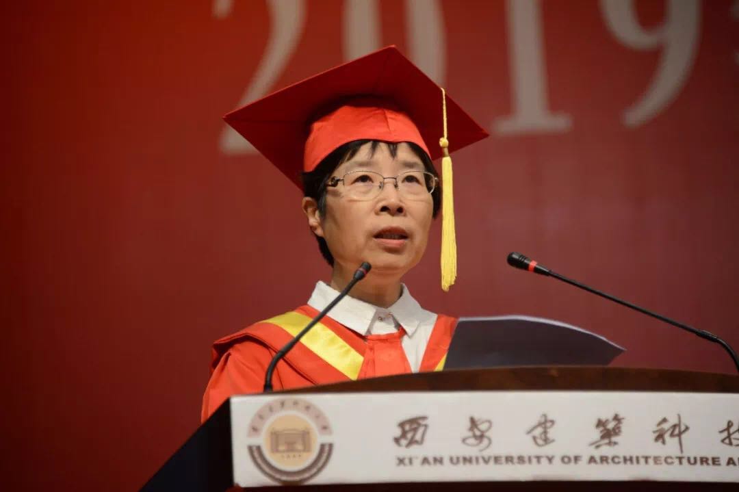 校长刘晓君给各位本科生带来寄语.