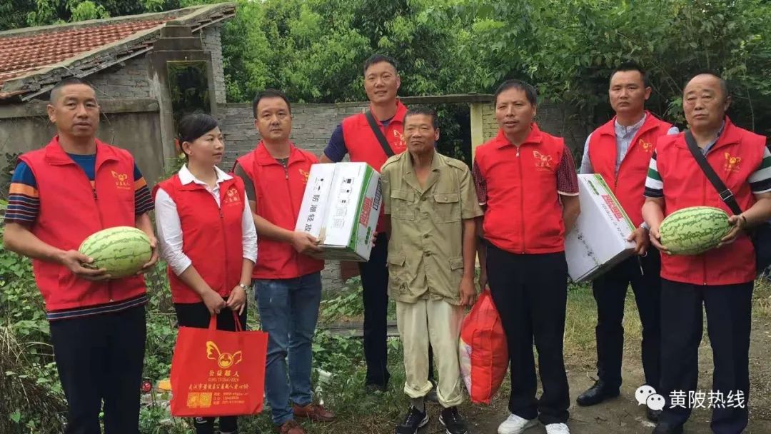 与你同行 动地感天 赴黄陂祁家湾探望帮扶重度残疾人