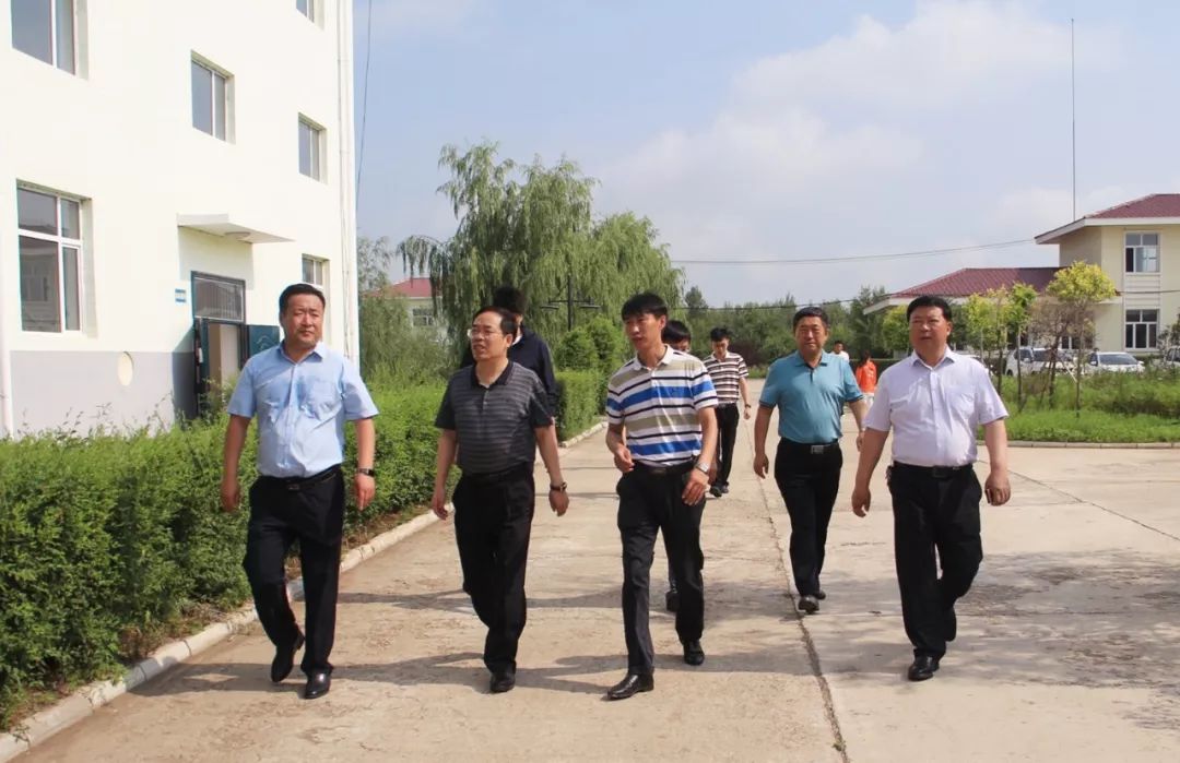 市政府副市长马万斌深入阿荣旗调研