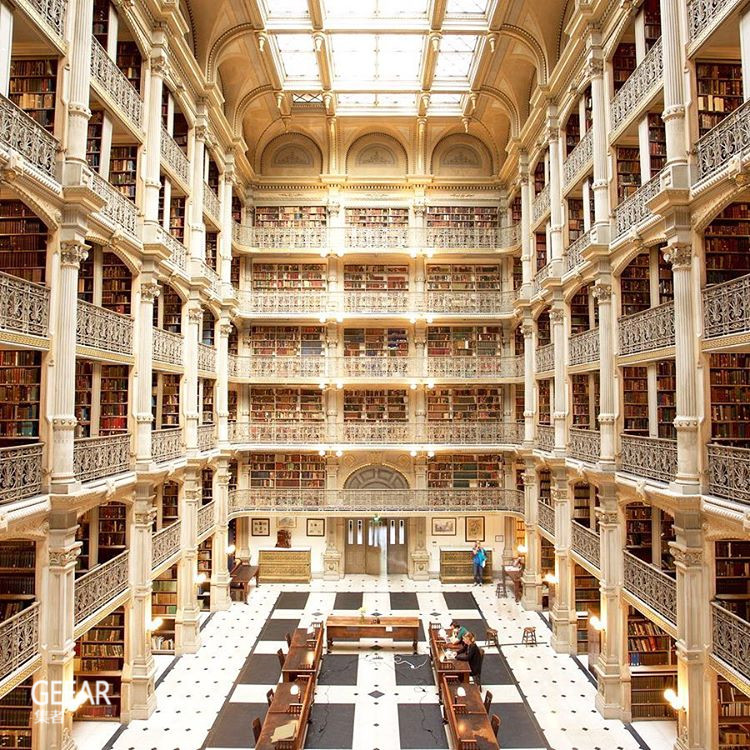 探访10 间世界最美图书馆寻觅心灵的平静角落!