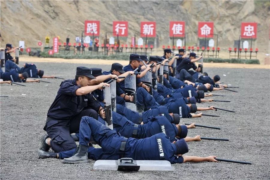 不忘初心牢记使命特战综合演练狙击射击这场全警实战大练兵看得人热血