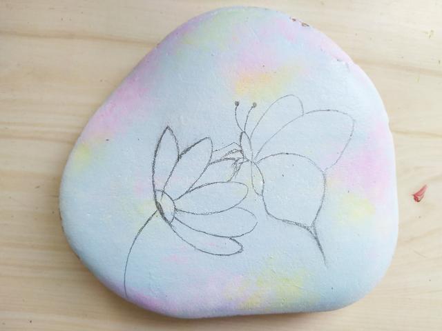 原创 手把手教你用石头画蝴蝶花朵,详细方法及步骤,简单易学