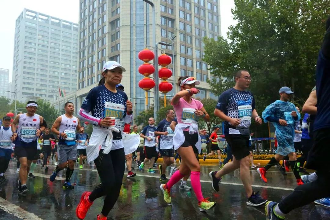 雨战西马燃爆全城除了成绩你想看的高清大图都在这儿