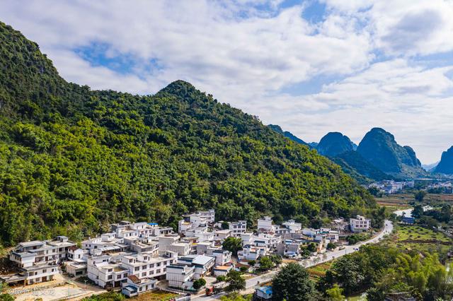 小都百屯在广西的贫困县马山县,入选首批全国乡村旅游重点村名单