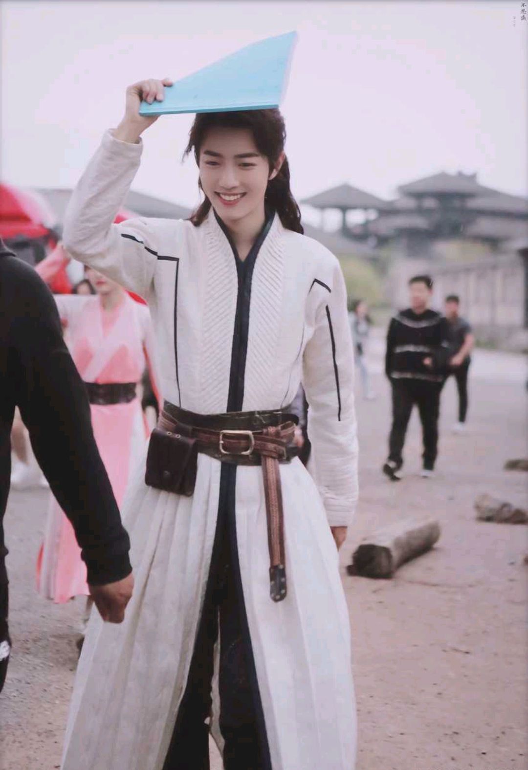 肖战2019明星白皮书多榜top1!将出演《斗罗大陆》唐三