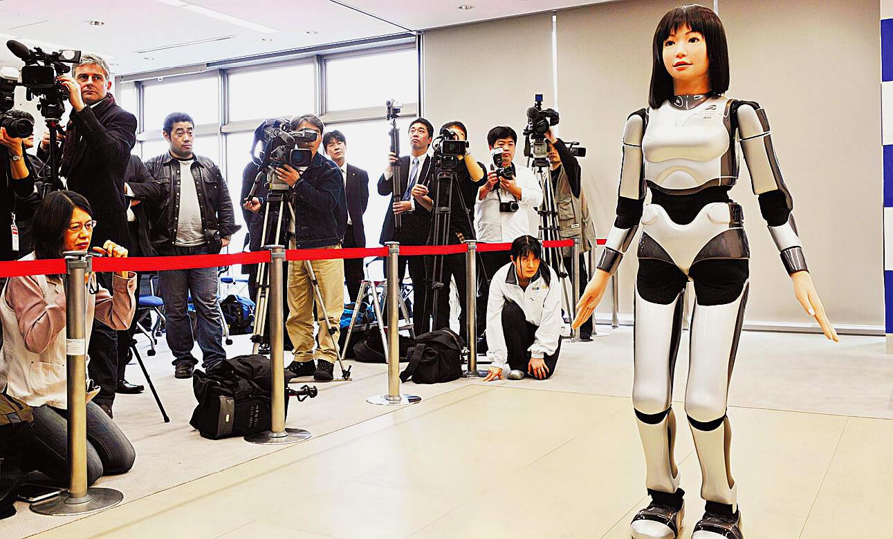为什么日本的"机器人老婆"如此受欢迎?宅男直言:很真实很满意