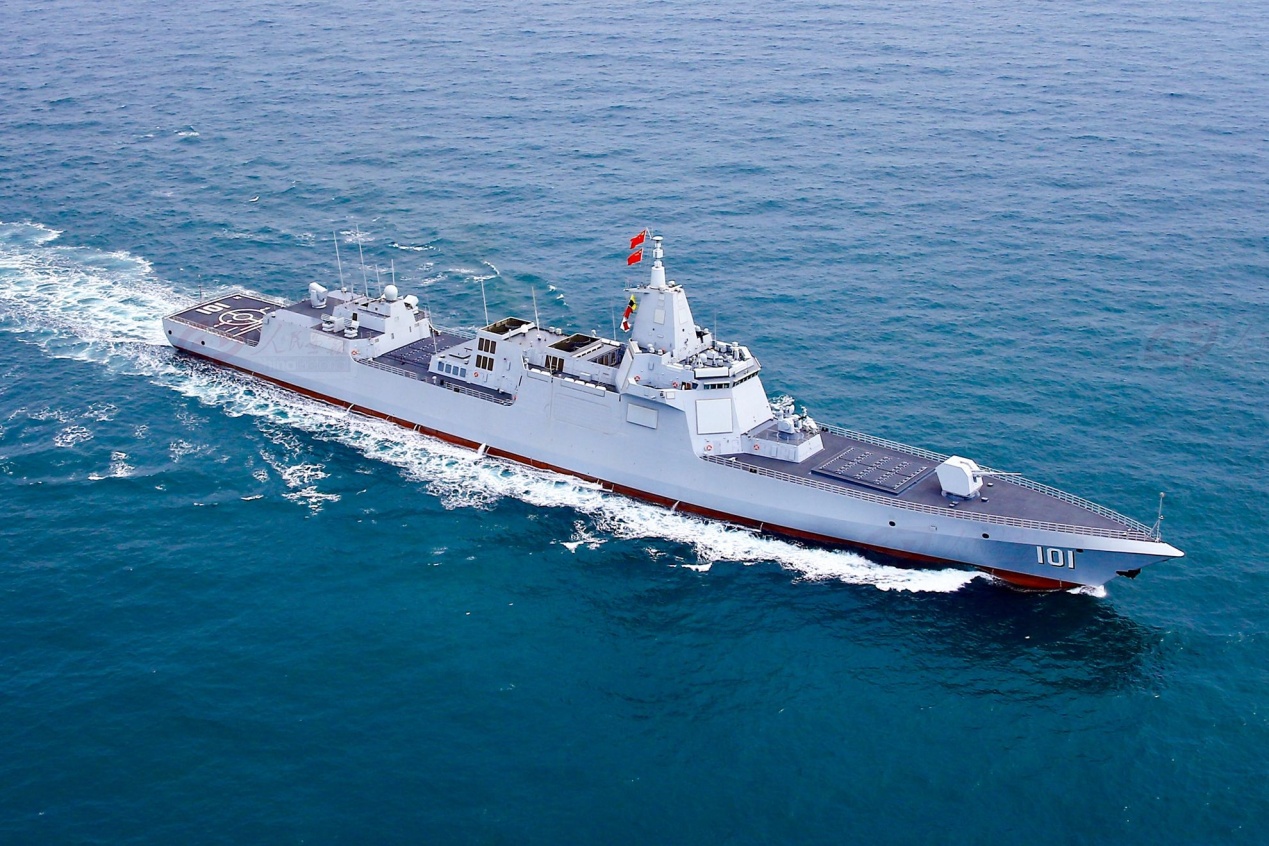 外媒分析中国055型万吨级导弹驱逐舰:比预计的更强大