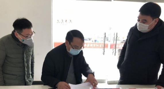 沭阳贤官王玉春人在病房心系疫线