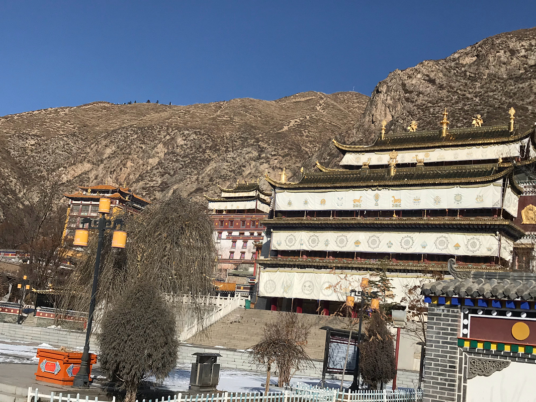 1/9                                 武威天堂寺位于武威市的天祝县