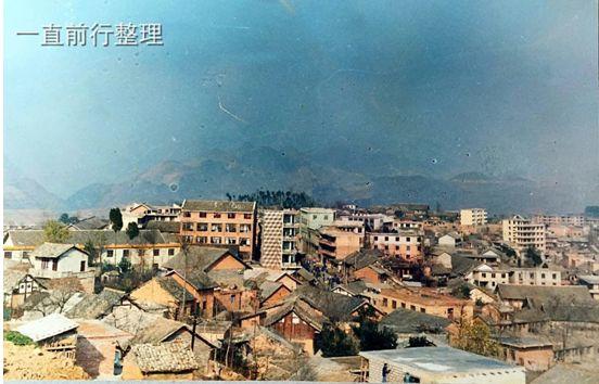 纳雍老县城(胡丰林提供)