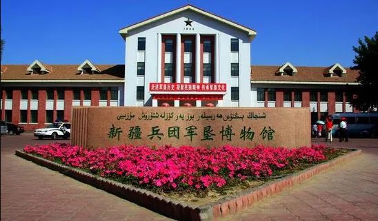 阳春三月天山南北奏响春之序曲云带你赏新疆春日繁花盛宴