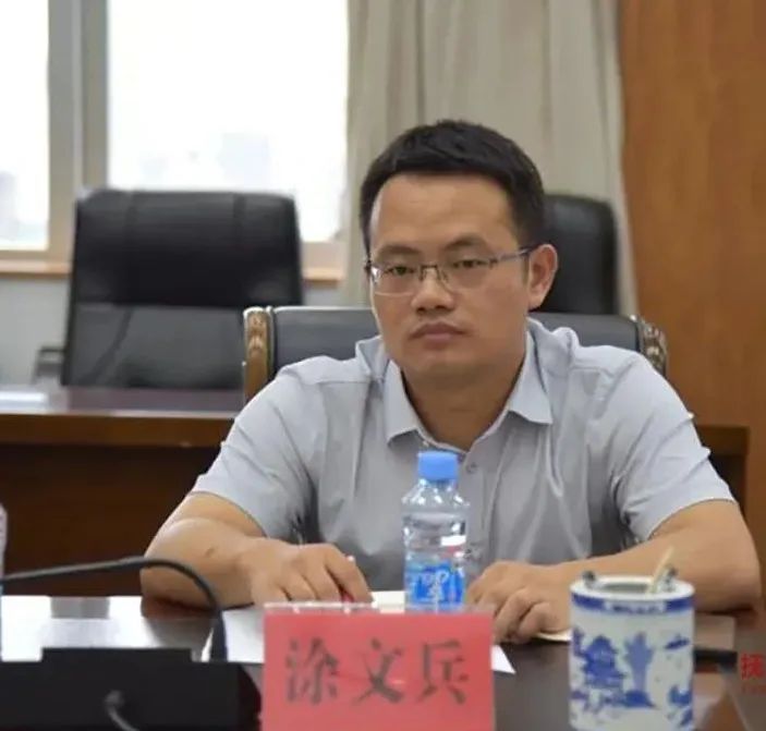 涂文兵华东交通大学机电与车辆工程学院博士,院长助理,副教授 拟在