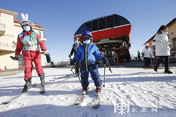 新雪季开门迎客,到亚布力滑雪去!