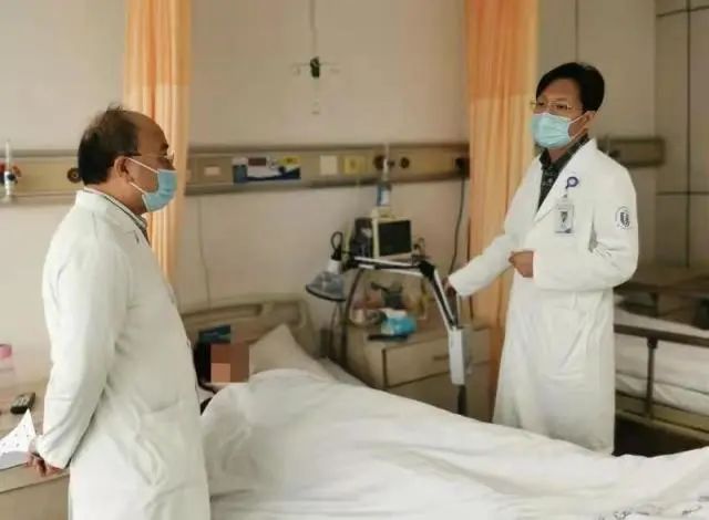 好像身体被劈开一样疼男子突发恶疾医生摇头他简直在玩命啊