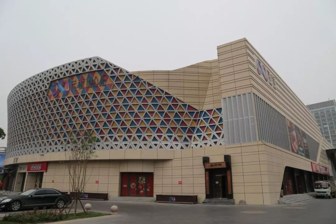 活动中,受邀媒体现场参观了东方路沿线,239·蓉花里,茂街,福东巷特色