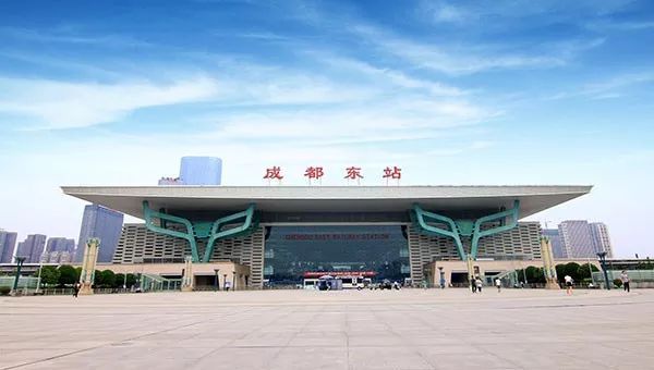 7月10日零时起成都往返西宁首开动车重庆至香港高铁直达