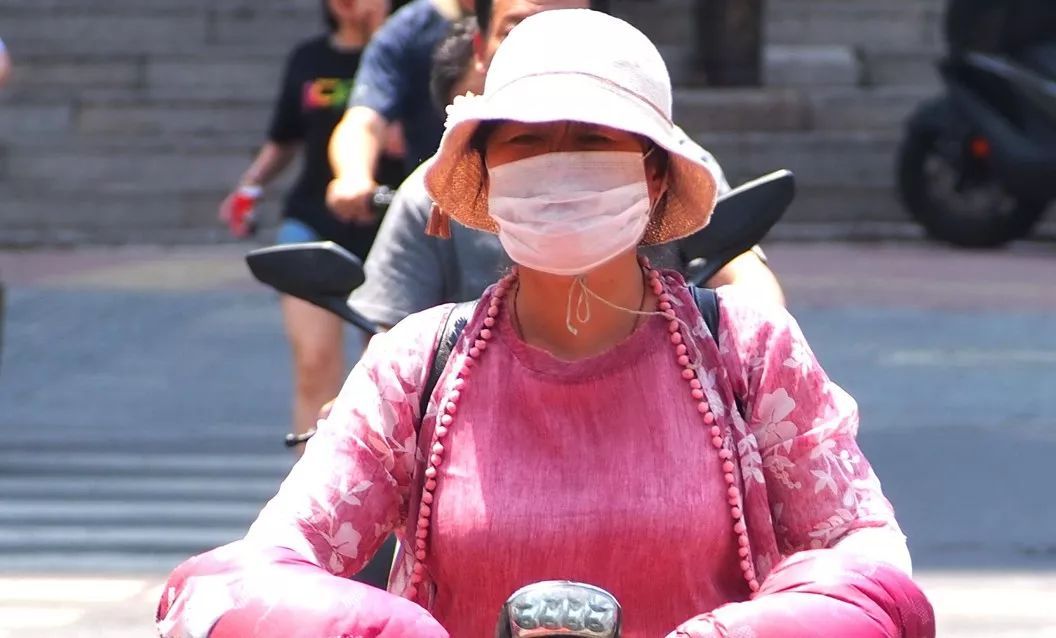 热热热山东10地市38度高温天继续明后天部分地区有雷阵雨