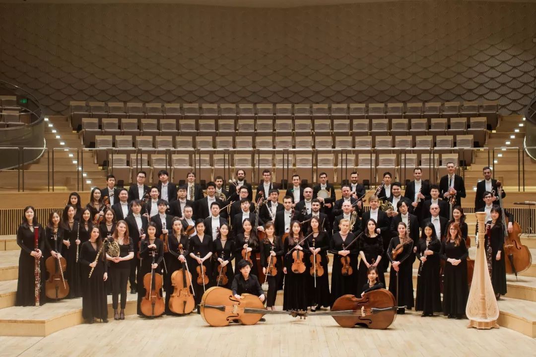 当演出结束掌声持续了20分钟