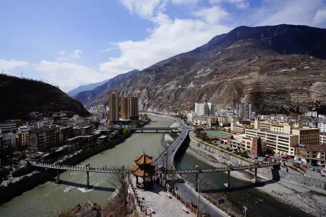 夸夸我的汶川新时代的无忧城你是我心中最美的星辰