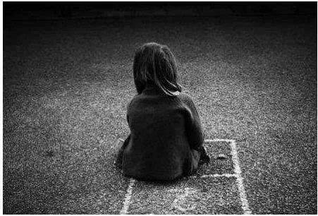 暑期调查门诊室里的烦心事花季少女在鬼门关前徘徊四次只因父母做了这