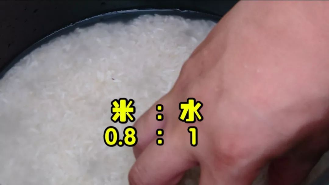 8:1,这样煮出来的米饭会更加松软▽