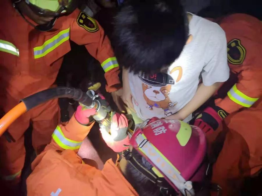 暑假是儿童意外事故高发期 刚刚过去的两天 富阳发生了 两起与儿童