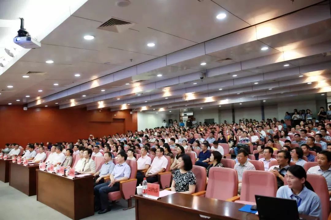 会上,上海益诺思生物技术股份有限公司总经理常艳,上海吴淞口创业园