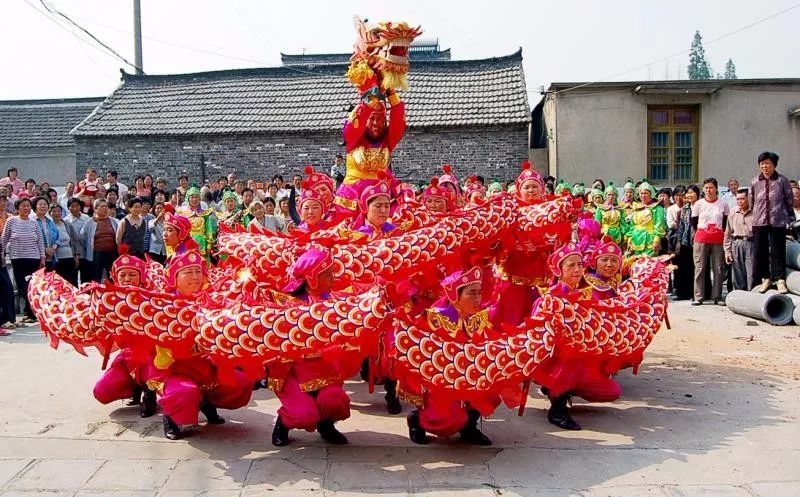 兴化老行当段式板凳龙