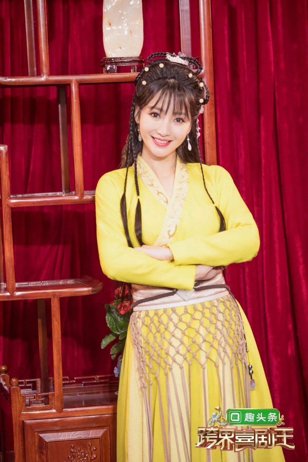 《跨界喜剧王》第四季战火升级 朱孝天与爱妻同台柳岩致敬经典演黄蓉