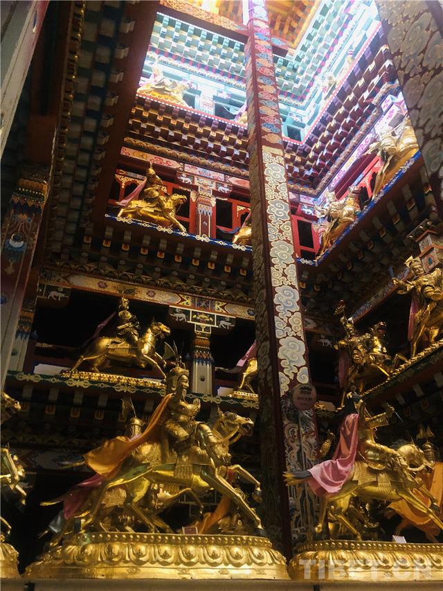 狮龙宫殿格萨尔文化的传习所