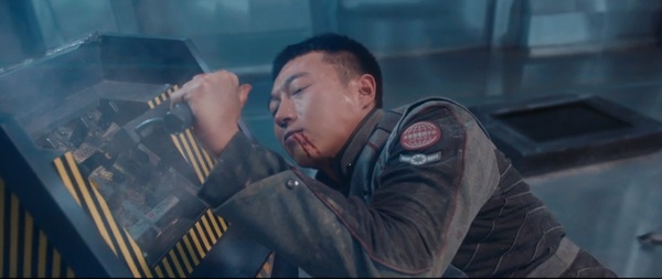 如果科幻片拍成《上海堡垒》这样,那还是果断拒绝吧