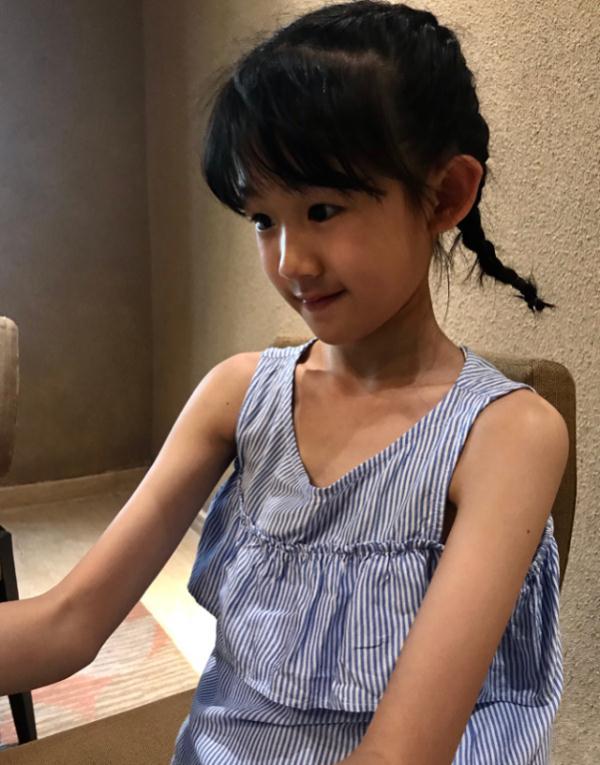 陆毅11岁大女儿晒美照,看到了第五张时:究竟是经历了啥?
