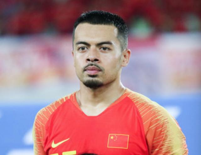 足球报:李可因技战术原因落选国足,里皮要练进攻