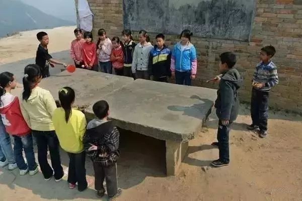 一组河北开学老照片刷爆朋友圈