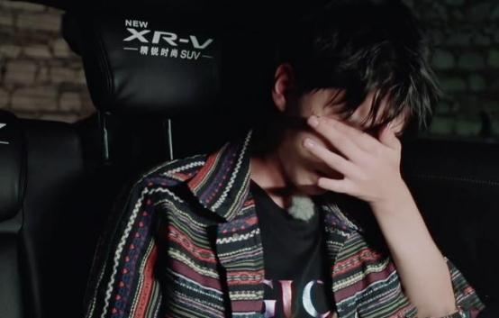 活算盘王俊凯车内哭泣中餐厅全员落泪原因使人无奈