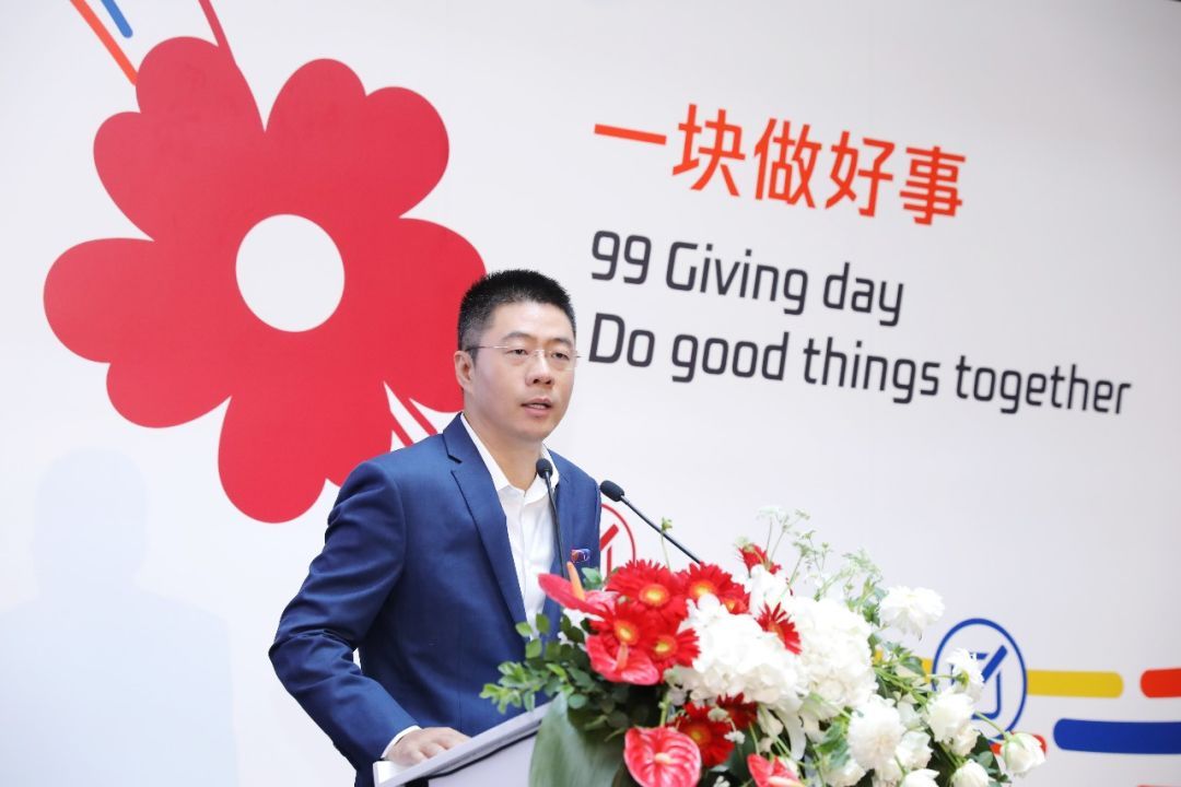 南方周末■互联网公益：热闹与冷静