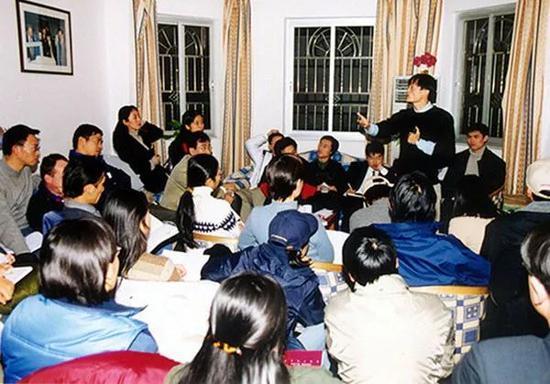 长安街知事■马云挥泪告别 “逍遥子”正式接班