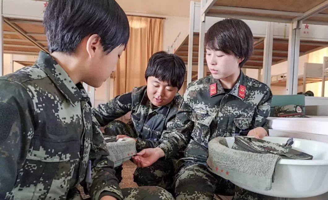 #人民武警#新兵们，2019最强入营指南请查收！