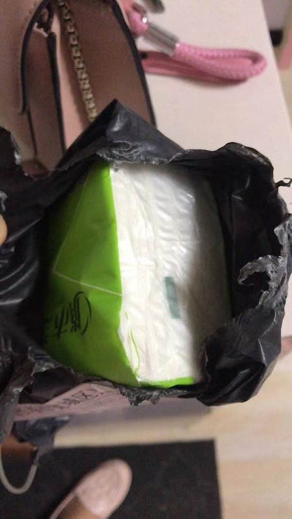 【澎湃新闻】25.1元买平板电脑收到纸巾 网店疑刷单虚假销售