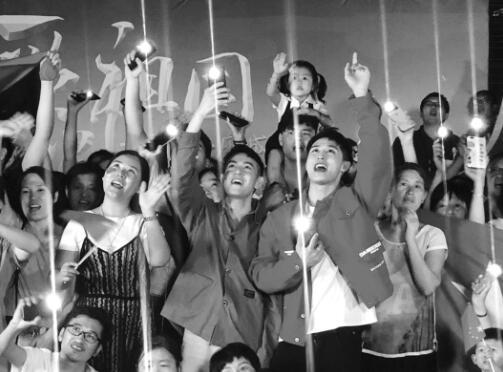 中国新闻出版广电报@采撷城市记忆合奏时代之声 “一城一歌”唱响70年铿锵之音