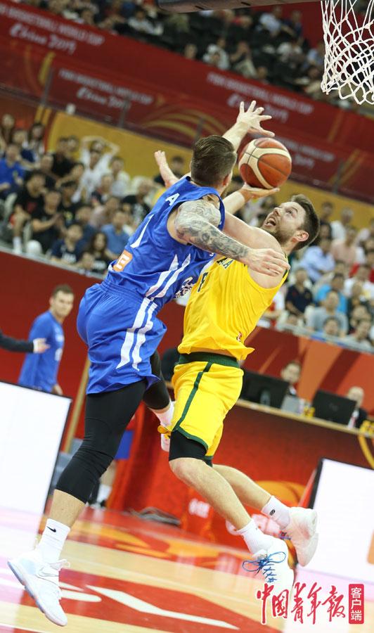 中青在线■强悍澳大利亚杀入四强