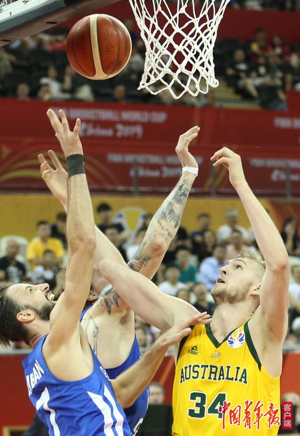 中青在线■强悍澳大利亚杀入四强