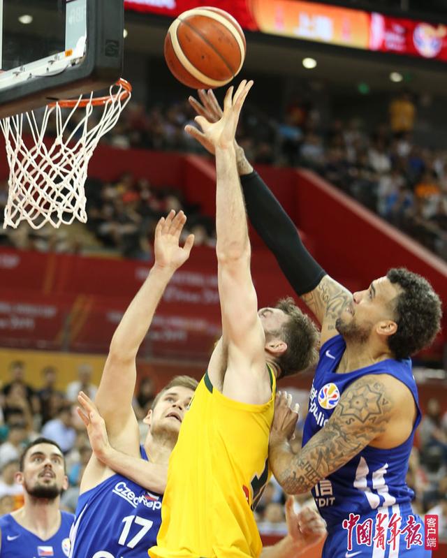 中青在线■强悍澳大利亚杀入四强