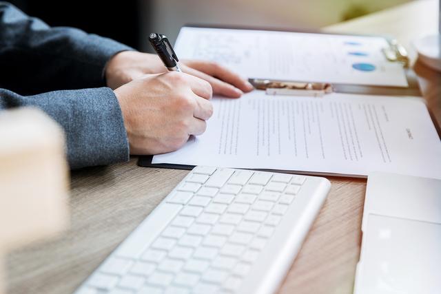 每日经济新闻■高瓴资本“匆忙”备案参与格力股权竞标，63亿保证金背后的法理待解